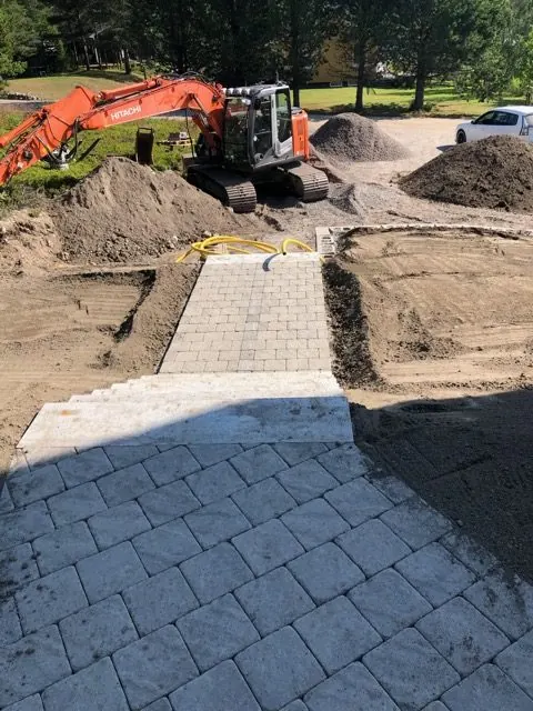Asfaltering och markplanering, bild 3
